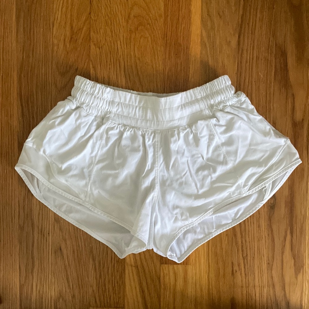 Lululemon white hotty hot shorts